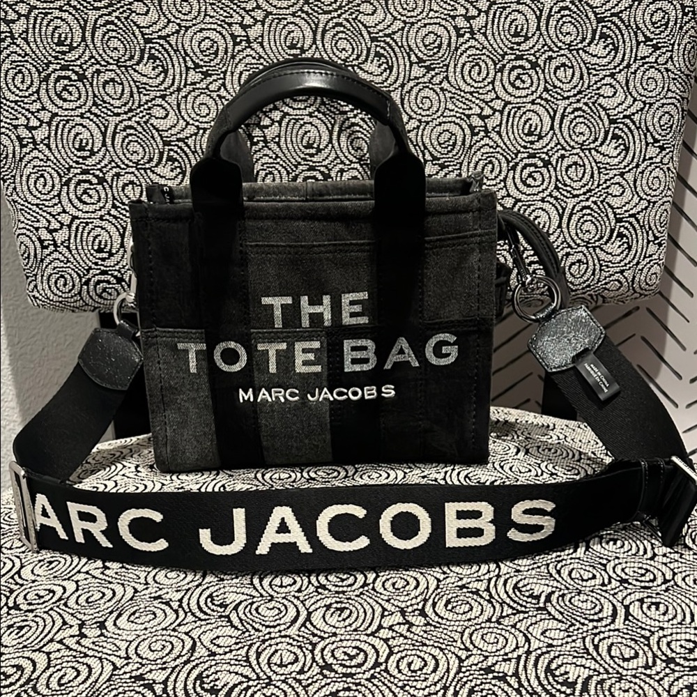 Marc Jacobs Black Tote Bag